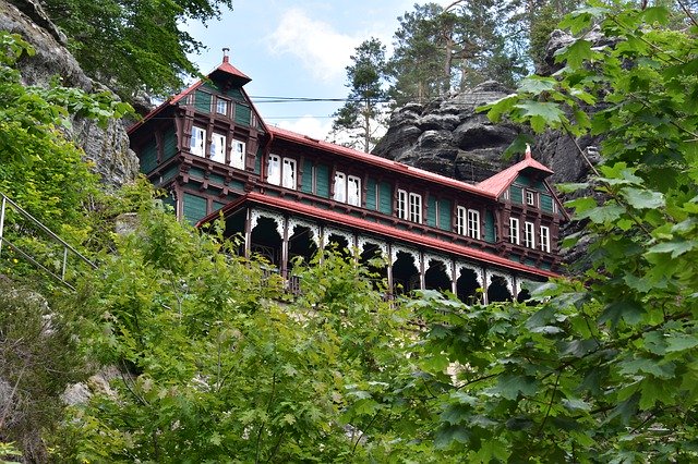 Nature Building Architecture - GIMP online editor free Free download Nature Building Architecture - free photo or picture to be edited with GIMP online image editor