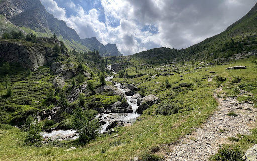 streams and mountain trails from Chrome web store to be run with OffiDocs Chromium online streams and mountain trails from Chrome web store to be run with OffiDocs Chromium online