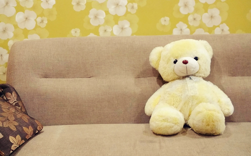 Teddy bear on the sofa from Chrome web store to be run with OffiDocs Chromium online Teddy bear on the sofa from Chrome web store to be run with OffiDocs Chromium online