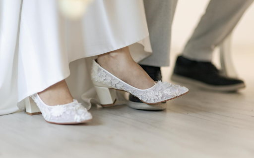 The Flower Embroidered Shoe from Chrome web store to be run with OffiDocs Chromium online The Flower Embroidered Shoe from Chrome web store to be run with OffiDocs Chromium online