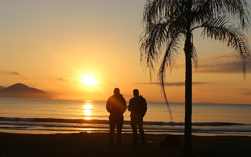 Watching the sea at sunset from Chrome web store to be run with OffiDocs Chromium online Watching the sea at sunset from Chrome web store to be run with OffiDocs Chromium online